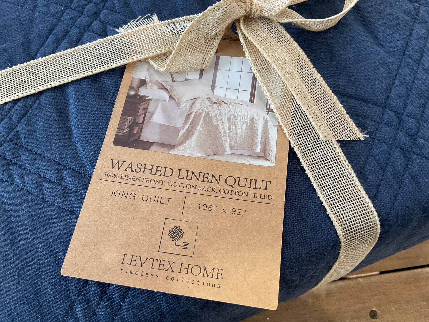 Washed linen quilt, navy, king