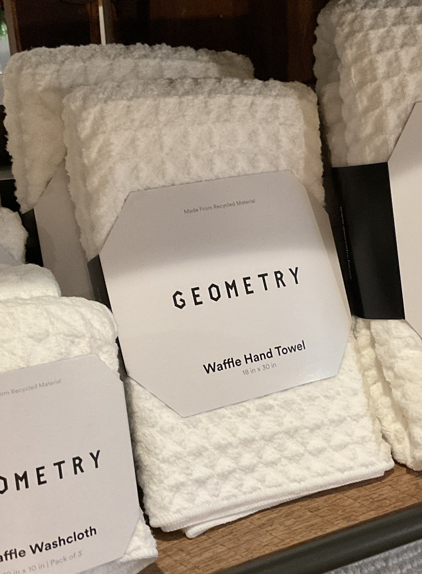 Geometry cloud waffle hand towel, white