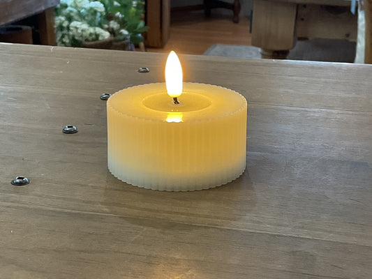 Oversized outdoor flameless tealight candle